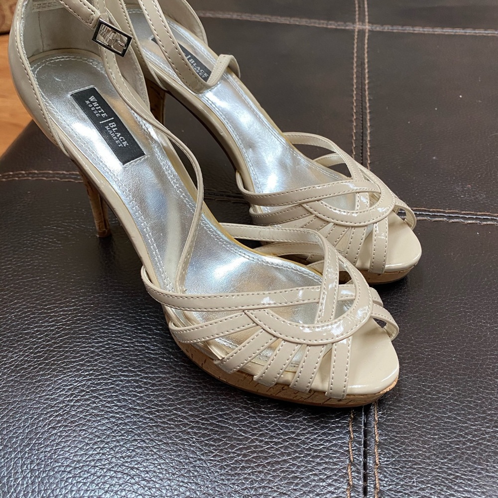 White House/black market tan sandals